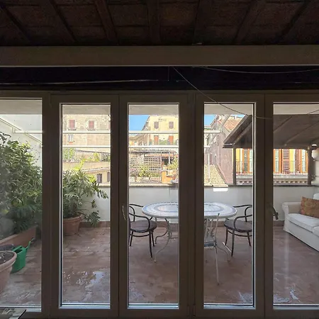 Attic Castel Sant'angelo - Pantheon Appartement Rome